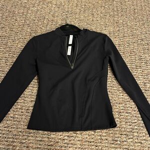 Lululemon Black Half-Zip in size 6